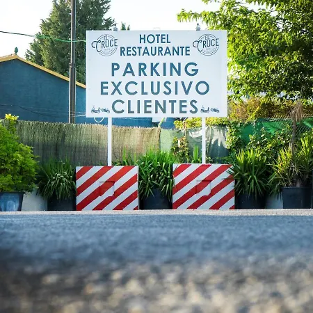 El Cruce Hotel