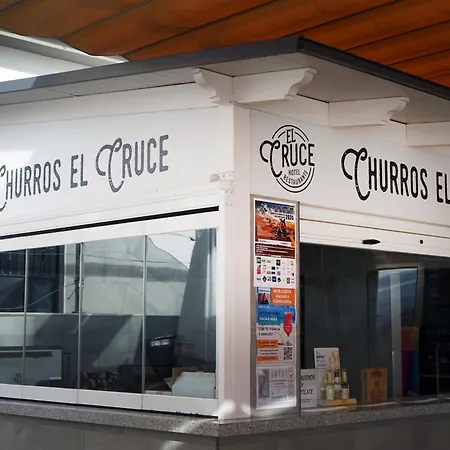 El Cruce Hotel